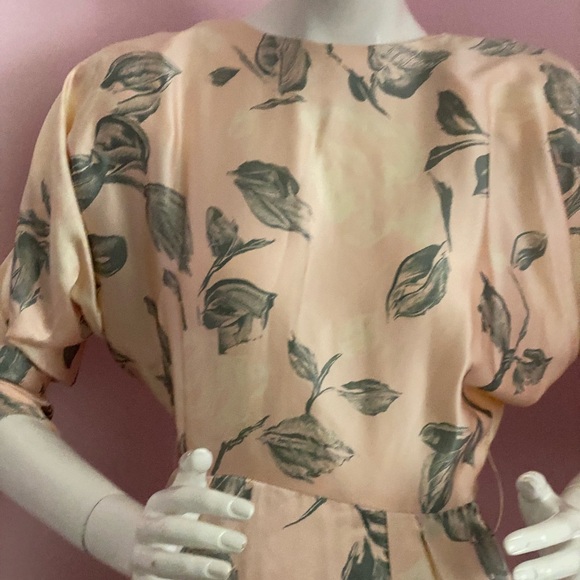 Vintage Silk DRESS Backless Dolman Sleeve SZ 4 Train Structured Shoulders Pink - Picture 7 of 13